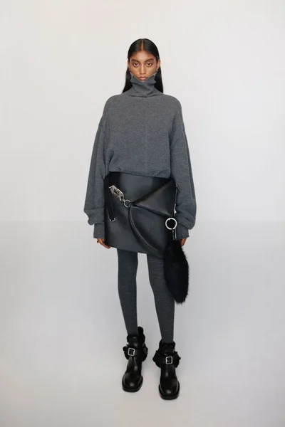 Look 32